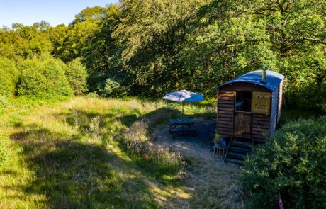 Glamping Shepherds Hut - Cledan Valley Glamping Site Carno Powys